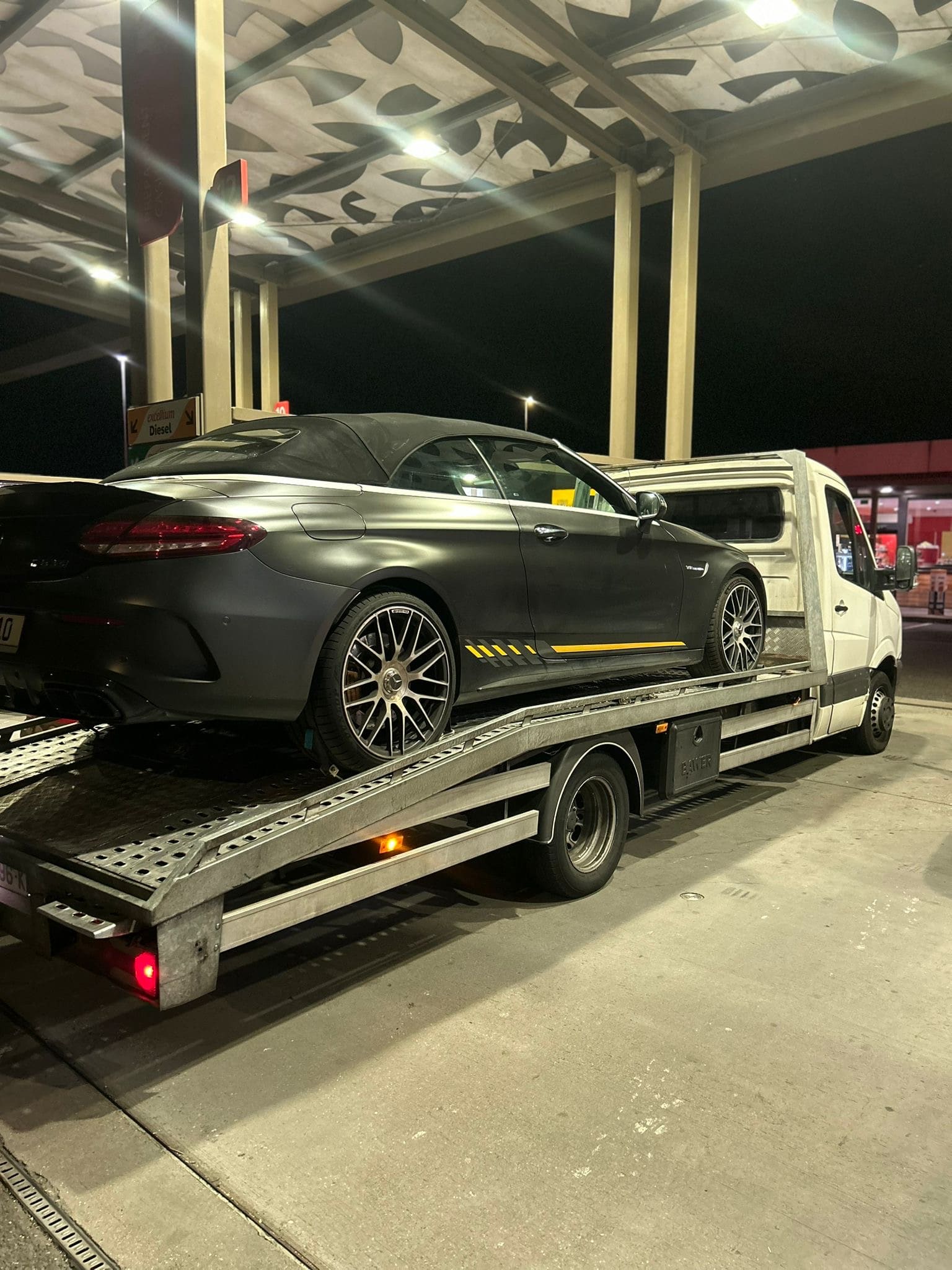 Dépanneuse Dépanne Max pour dépannage automobile à Lille et Roubaix