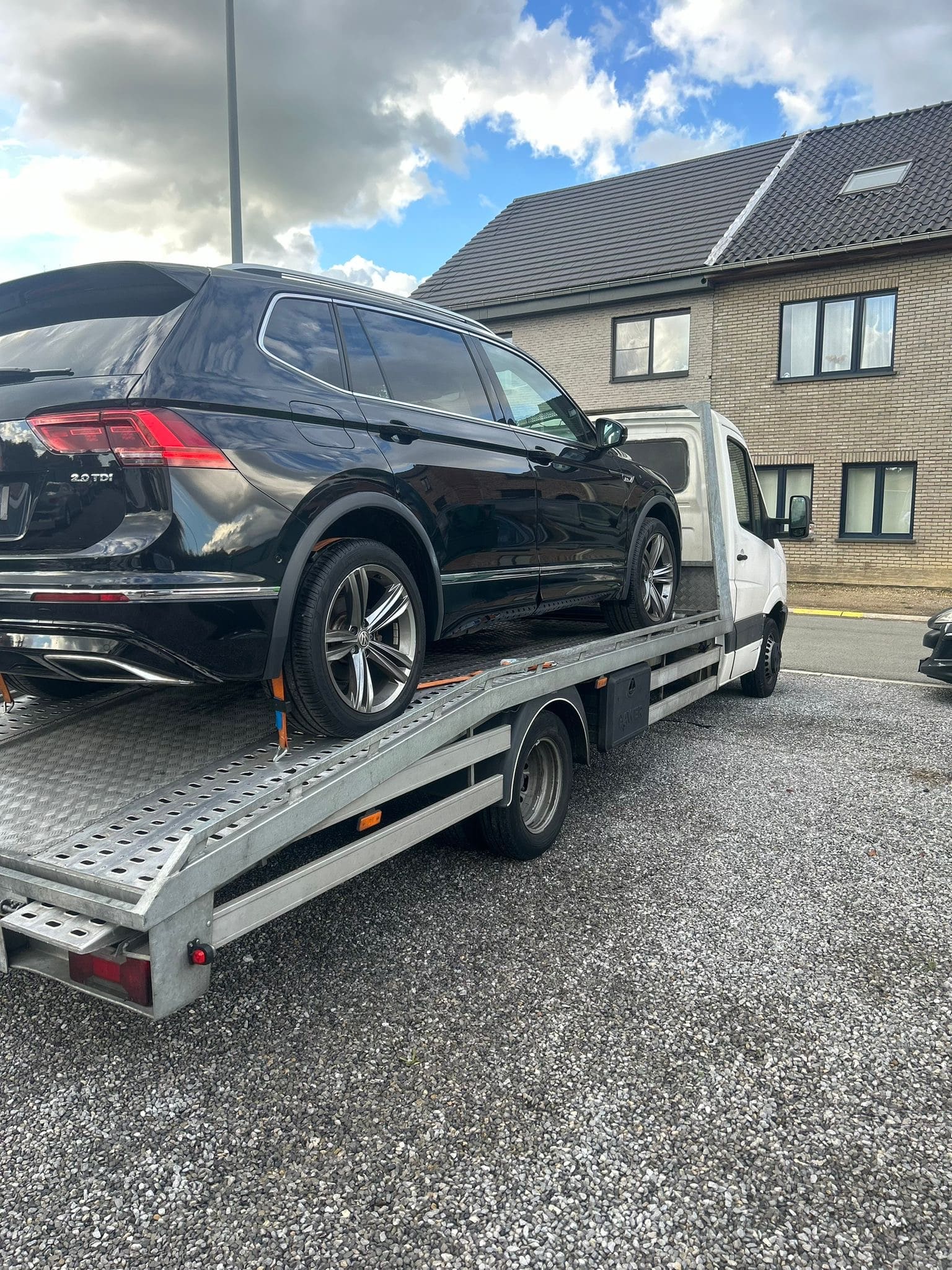 Équipe Dépanne Max pour dépannage et remorquage automobile